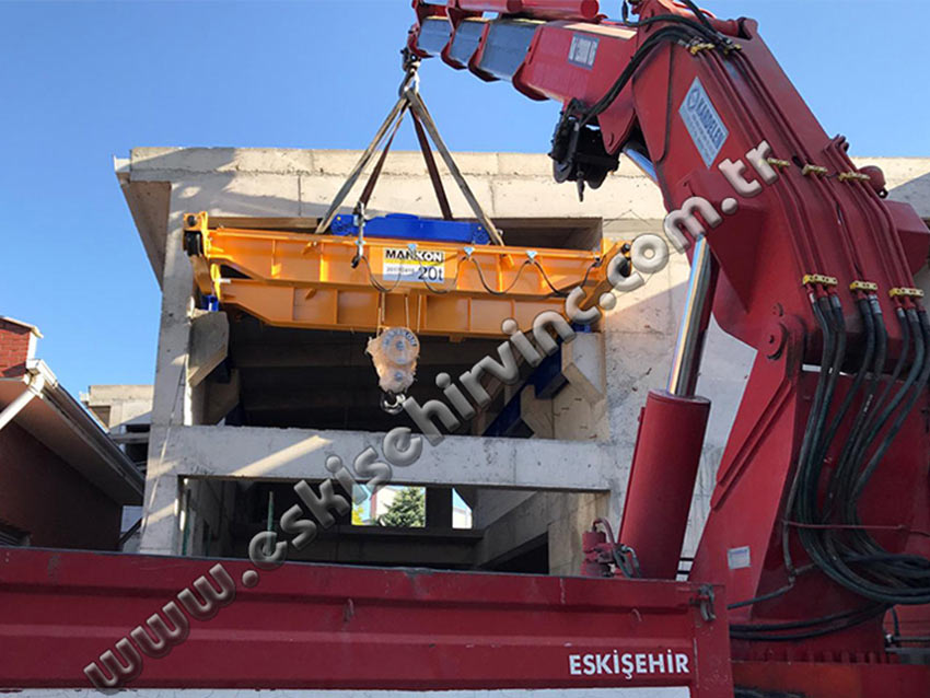 40 Ton Hiab Tek Kırma Vinç Kiralama